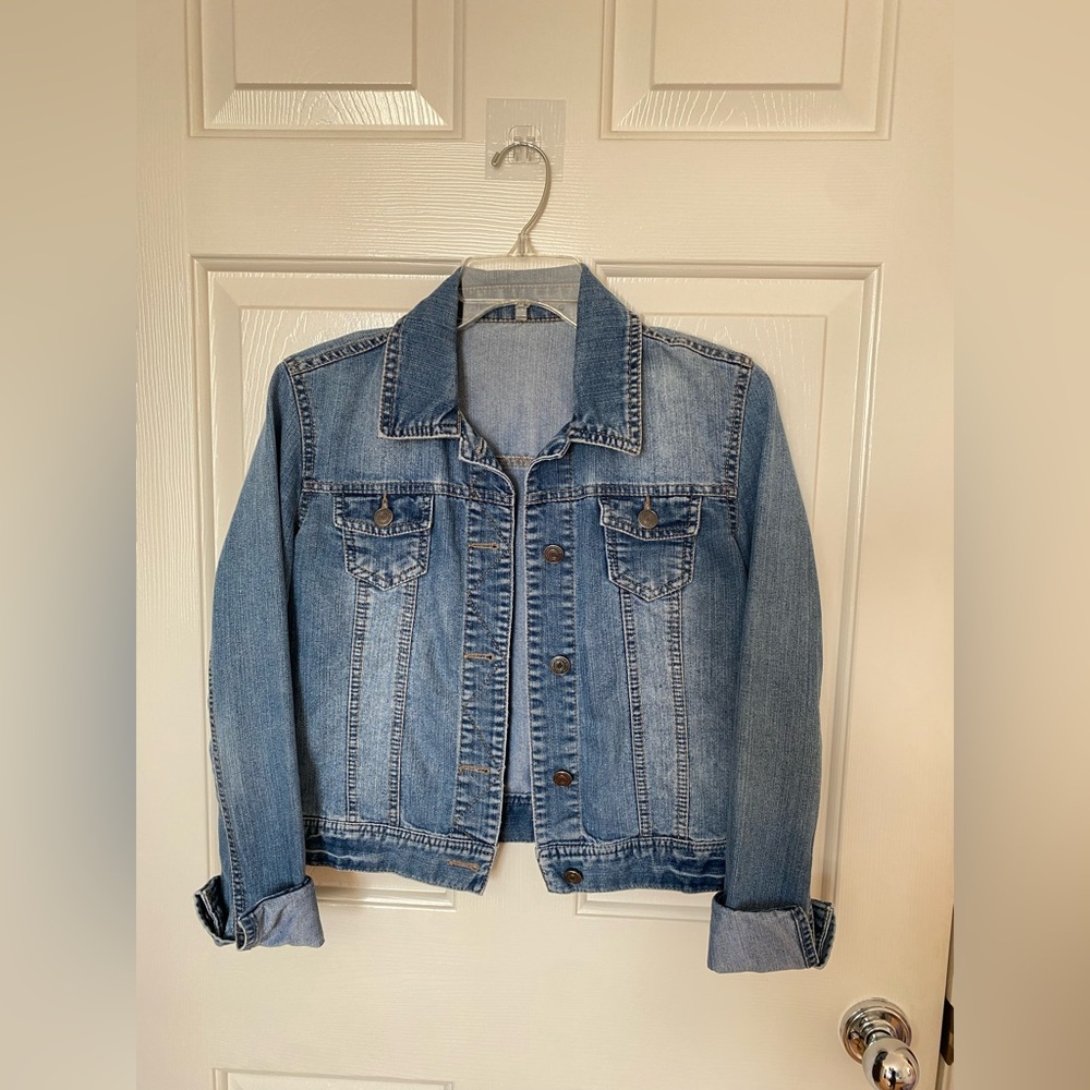 Women’s Petite Small Classic Blue Denim Jacket